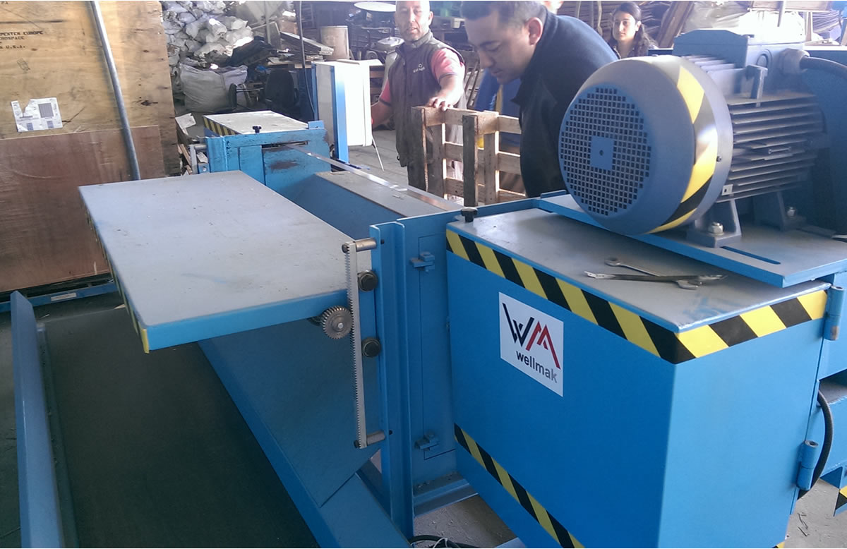 Palet Parçalama Makinesi